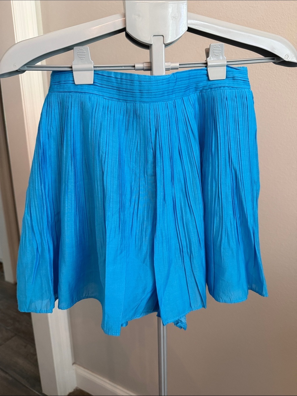 DO+BE Bright Turquoise Pleated Skater Skirt